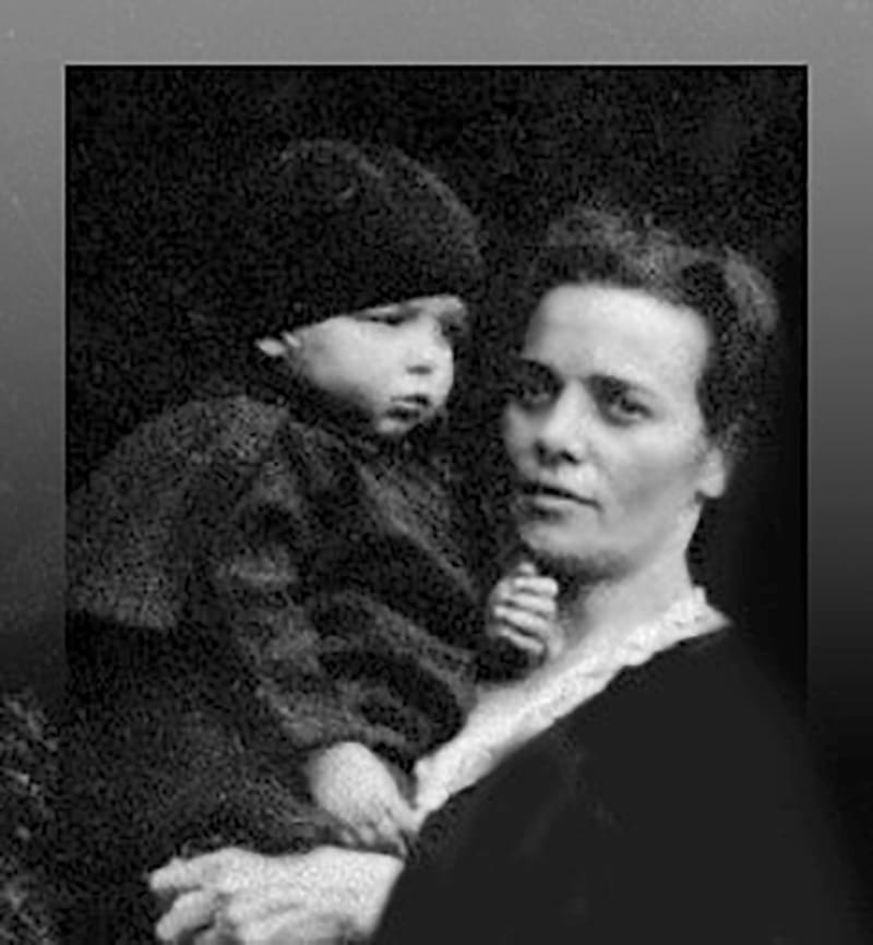 Margarete Friedrich Mit Tochter 1935 800px